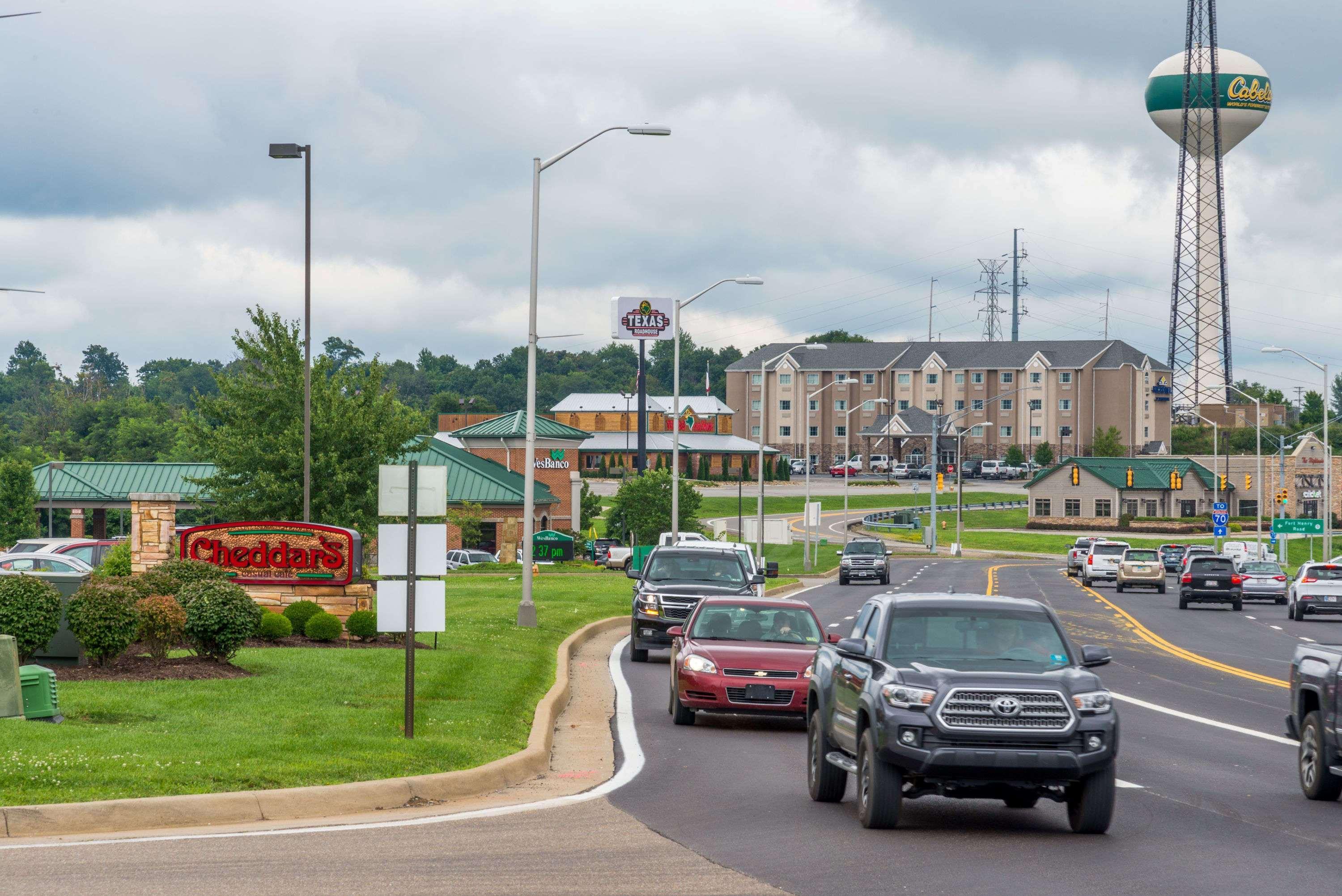 Hawthorn Suites By Wyndham Wheeling At The Highlands Triadelphia Exterior foto